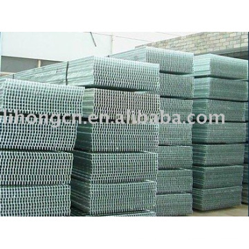 Galvanized grating panel